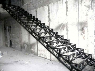 Лестница металлическая -23